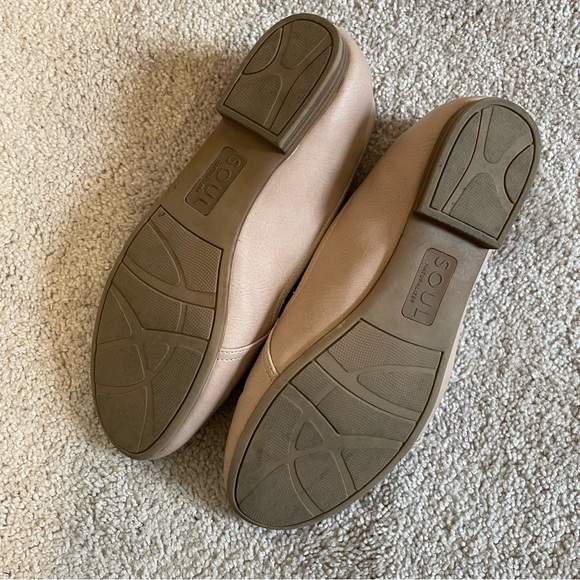 Tan loafers - Picture 3 of 4